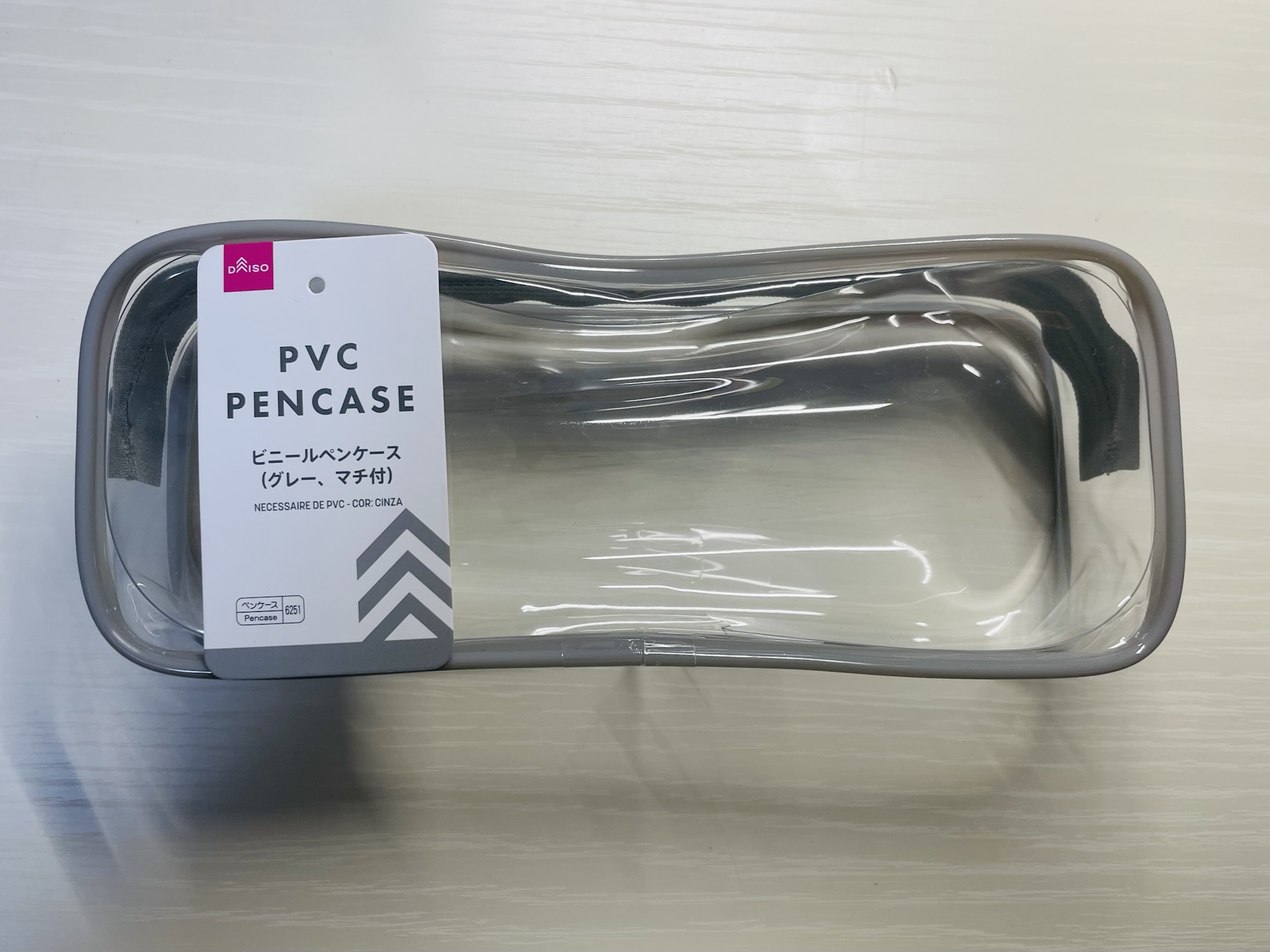 ダイソー_ビニールペンケース